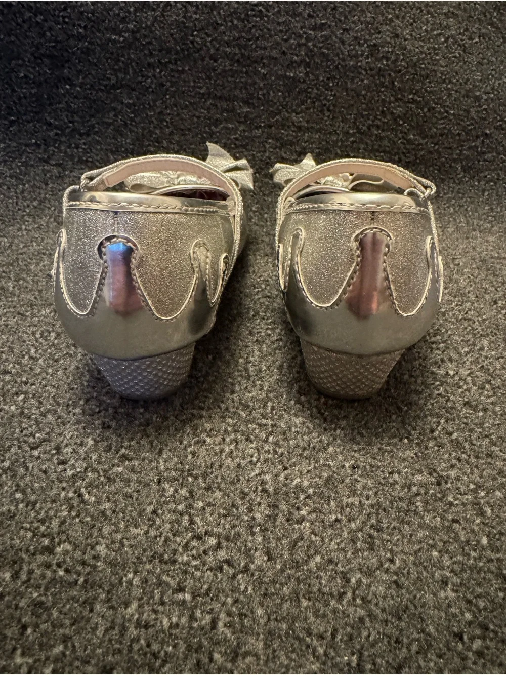 Disney Princess Girls Silver Glitter Mary Jane Heels with Bow & Crown Size 12